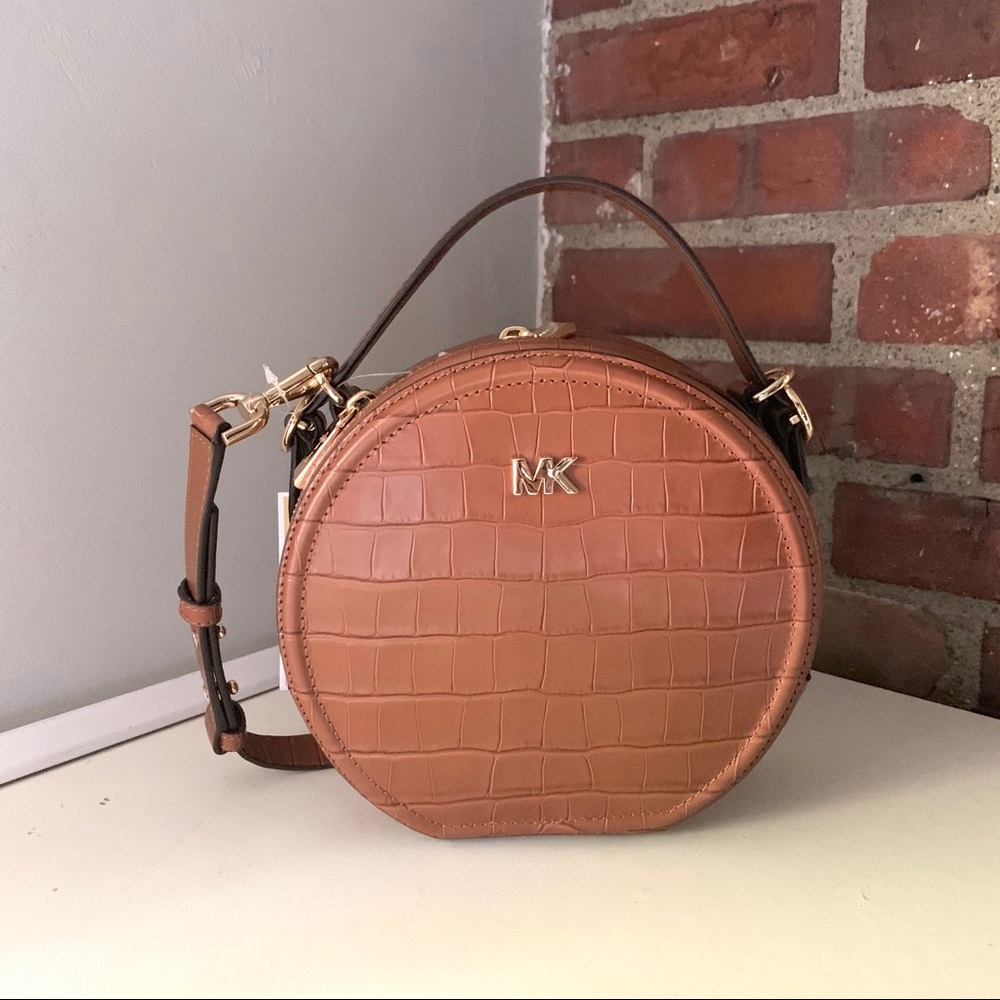 NWT authentic MK croc leather canteen crossbody - Picture 2 of 9